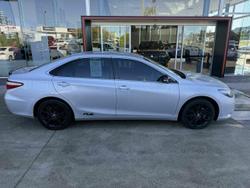 2017 Toyota
Camry RZ