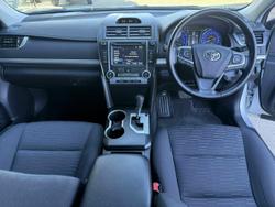 2017 Toyota
                Camry RZ