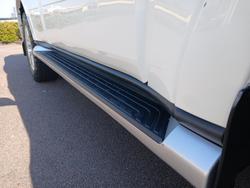2016 Mitsubishi
Pajero GLS