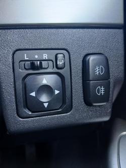 2016 Mitsubishi
Pajero GLS