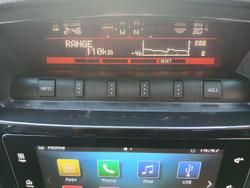 2016 Mitsubishi
Pajero GLS