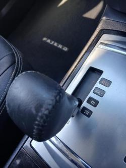 2016 Mitsubishi
Pajero GLS