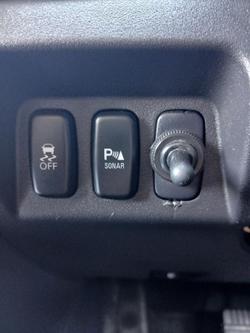 2016 Mitsubishi
Pajero GLS