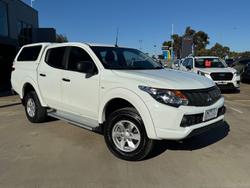 2018 Mitsubishi
Triton GLX