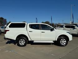 2018 Mitsubishi
Triton GLX