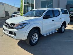 2018 Mitsubishi
Triton GLX