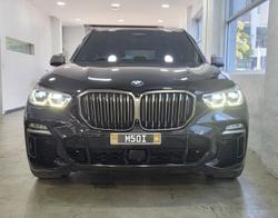 2020 BMW
X5 M50i