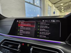 2020 BMW
X5 M50i