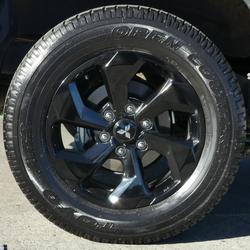 2024 Mitsubishi
Pajero Sport GSR