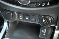 2019 Nissan
Navara N-TREK