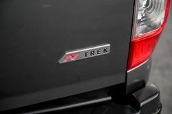 2019 Nissan
Navara N-TREK