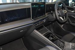 2025 Volkswagen
Tiguan 195TSI R-Line