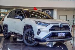 2021 Toyota
RAV4 XSE