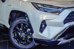 2021 Toyota
RAV4 XSE