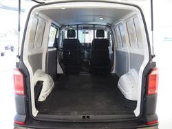 2017 Volkswagen
Transporter TDI340