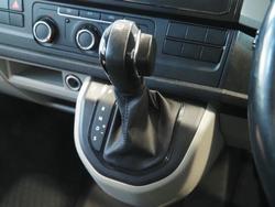 2017 Volkswagen
Transporter TDI340
