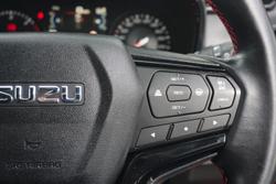 2023 Isuzu
D-MAX X-TERRAIN