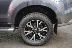 2019 Isuzu
MU-X LS-U
