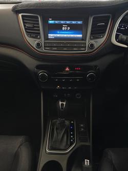 2015 Hyundai
                Tucson Active X