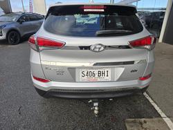 2015 Hyundai
                Tucson Active X