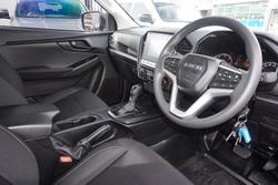 2023 Isuzu
D-MAX SX High Ride