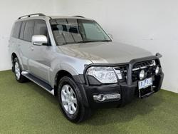 2020 Mitsubishi
                Pajero GLX