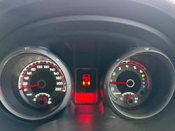 2020 Mitsubishi
                Pajero GLX
