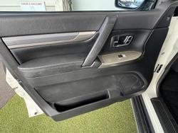 2020 Mitsubishi
Pajero GLX