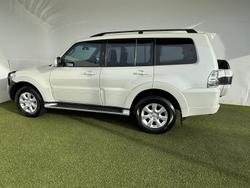 2020 Mitsubishi
Pajero GLX