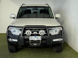 2020 Mitsubishi
Pajero GLX