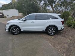 2022 Kia
Sorento Sport