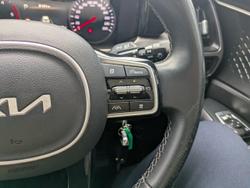 2022 Kia Sorento Sport