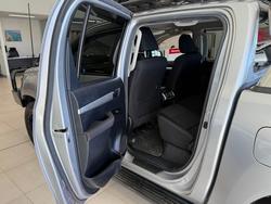 2019 Toyota
Hilux 4X4 2.8L DSL D/C 6AT SR5