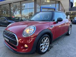 2016 MINI
                Hatch Cooper