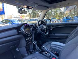 2016 MINI
                Hatch Cooper