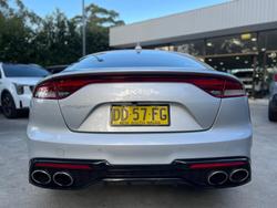 2022 Kia
Stinger 330S
