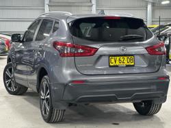 2019 Nissan
QASHQAI ST-L