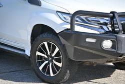 2016 Mitsubishi
                Pajero Sport GLS