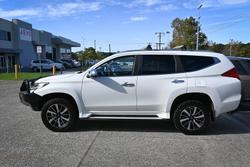 2016 Mitsubishi
                Pajero Sport GLS