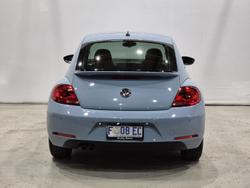 2013 Volkswagen
                Beetle 