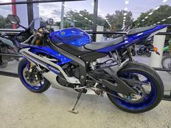 2016 Yamaha YZF-R6 BLUE