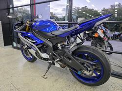 2016 Yamaha YZF-R6 BLUE