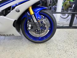 2016 Yamaha YZF-R6 BLUE