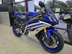 2016 Yamaha YZF-R6 BLUE