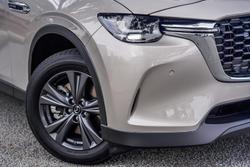 2025 Mazda
CX-80 G40e Pure