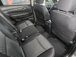 2021 Nissan
                X-TRAIL ST