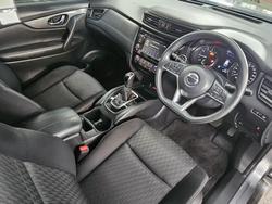 2021 Nissan
                X-TRAIL ST