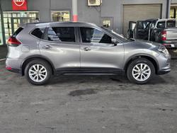 2021 Nissan
                X-TRAIL ST