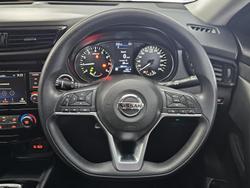 2021 Nissan
                X-TRAIL ST