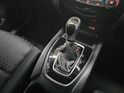 2021 Nissan
                X-TRAIL ST